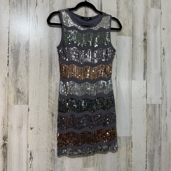 Forever 21 Sequin Wave Mini Dress in Silver, Gold, and Brown - Picture 2 of 11